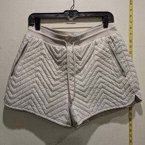 Athleta Beige Quilted Athletic Shorts Size 8